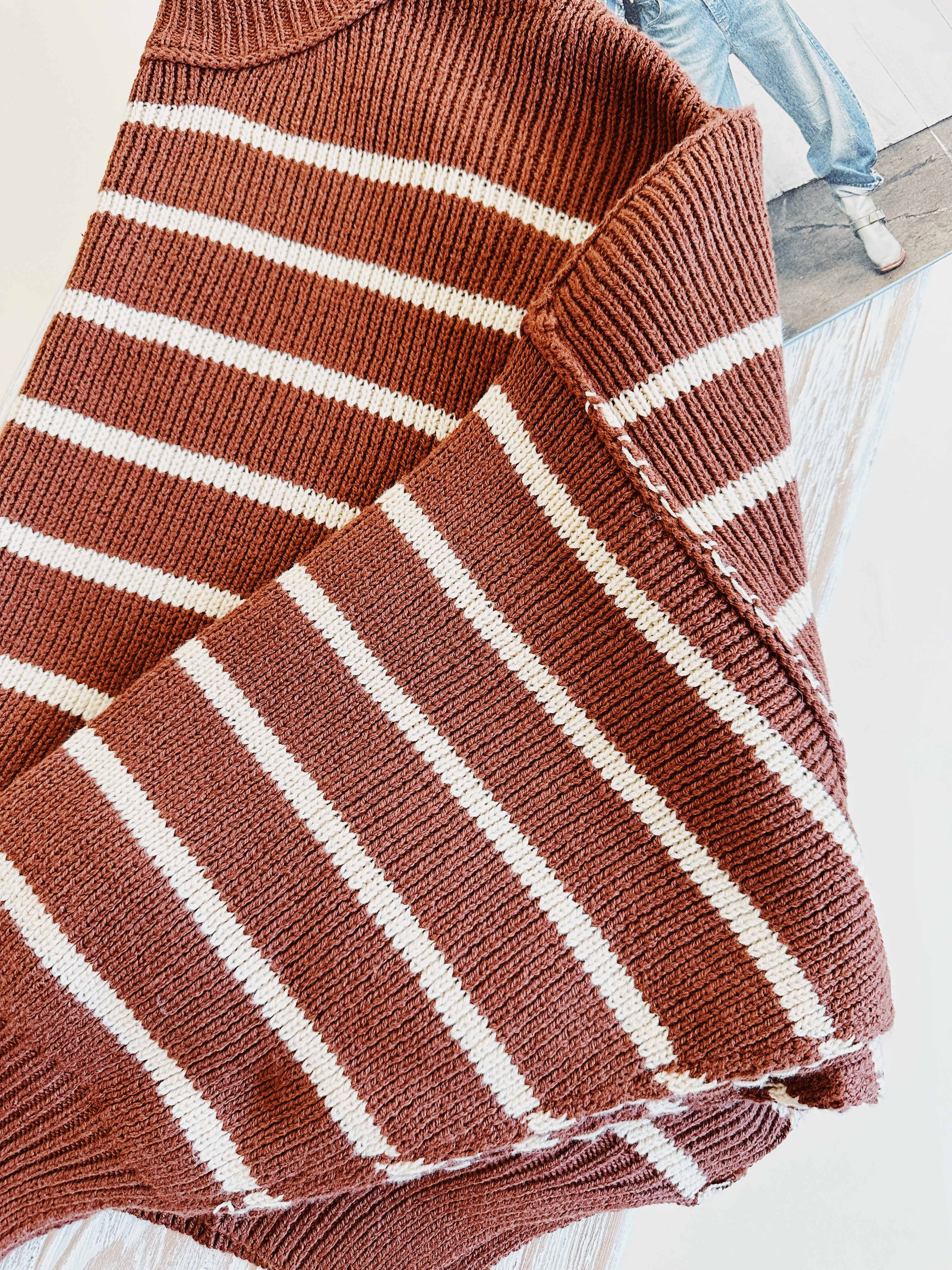 The Street Stripe Slouchy Cropped Sweater - alldeserved.com