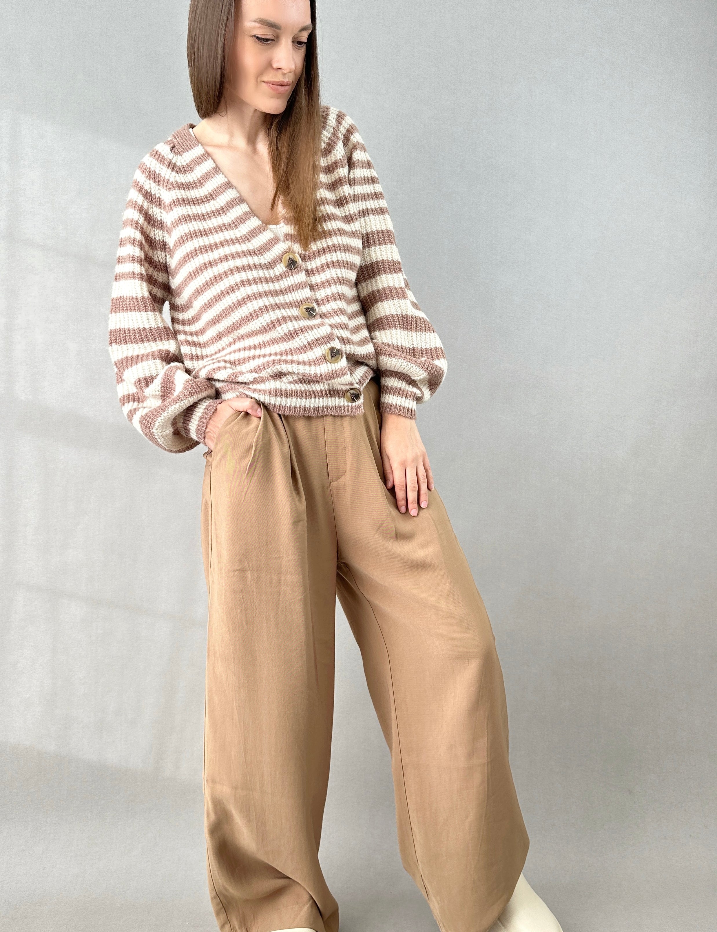 Zola Wide-Leg Pants - alldeserved.com