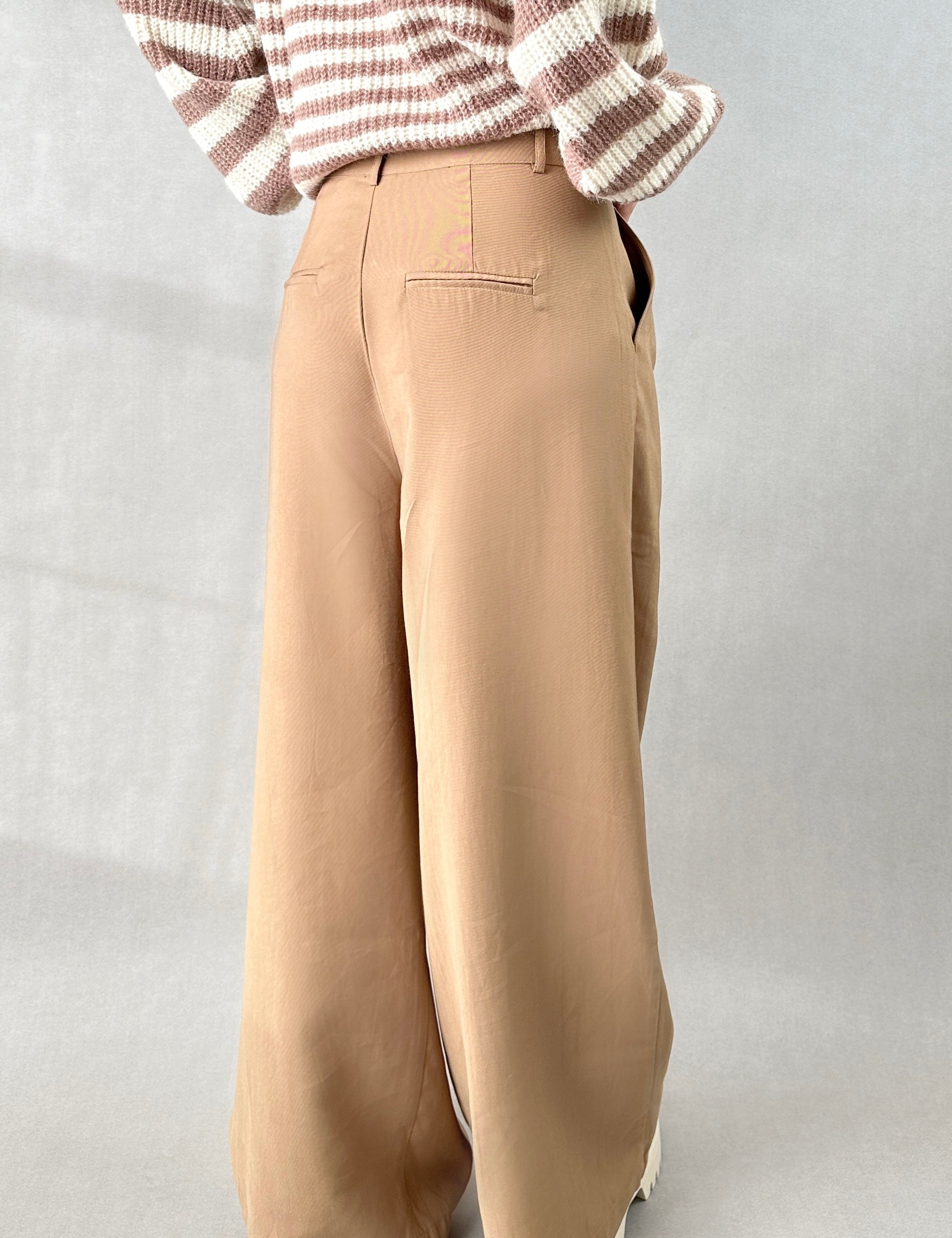 Zola Wide-Leg Pants - alldeserved.com
