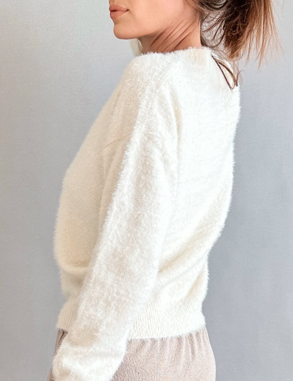 Penguin Embroidered Fluffy Sweater - alldeserved.com