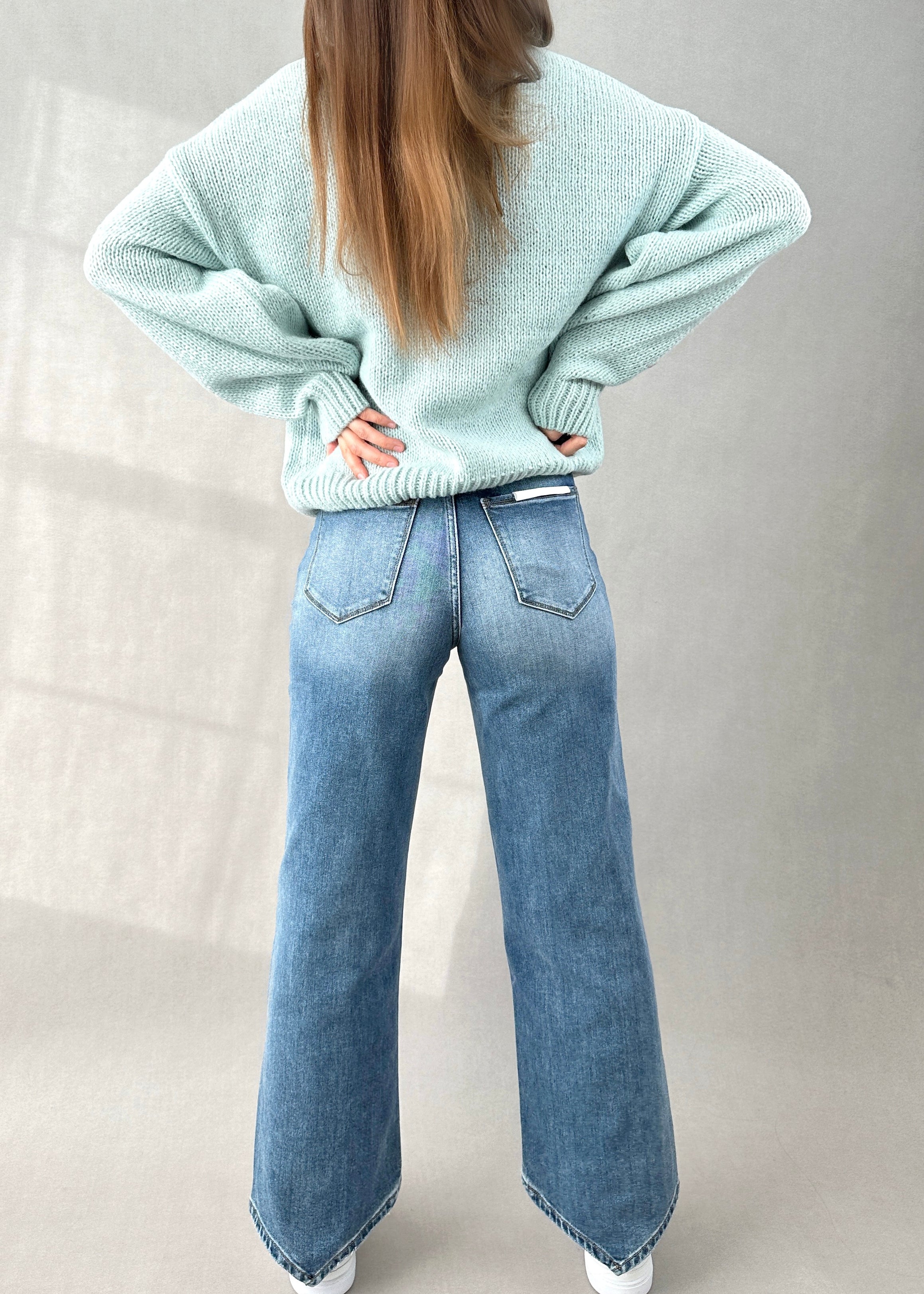 The Flood Pointed Hemline Jeans - alldeserved.com
