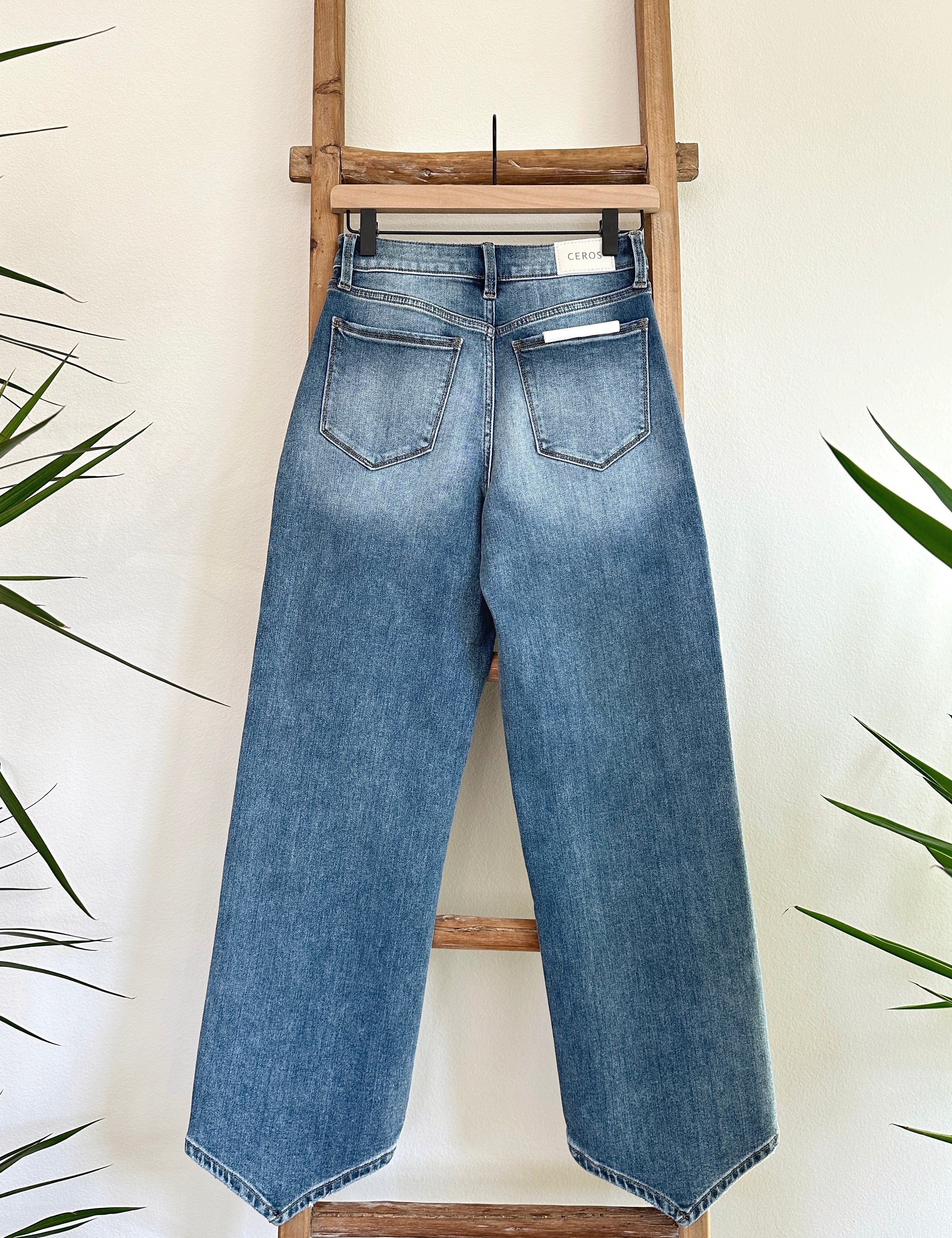 The Flood Pointed Hemline Jeans - alldeserved.com