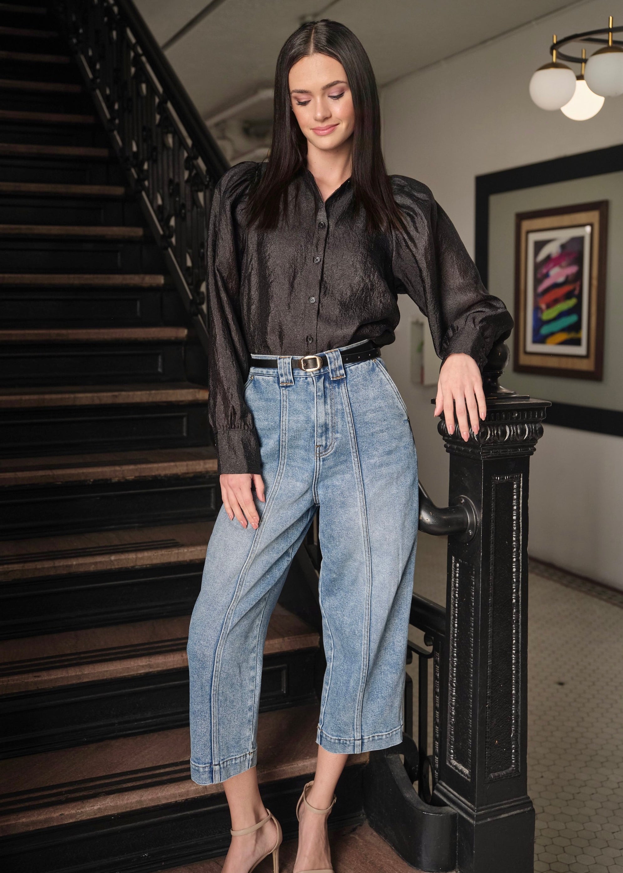 Tailor Cropped High-Rise Mom Jeans - alldeserved.com