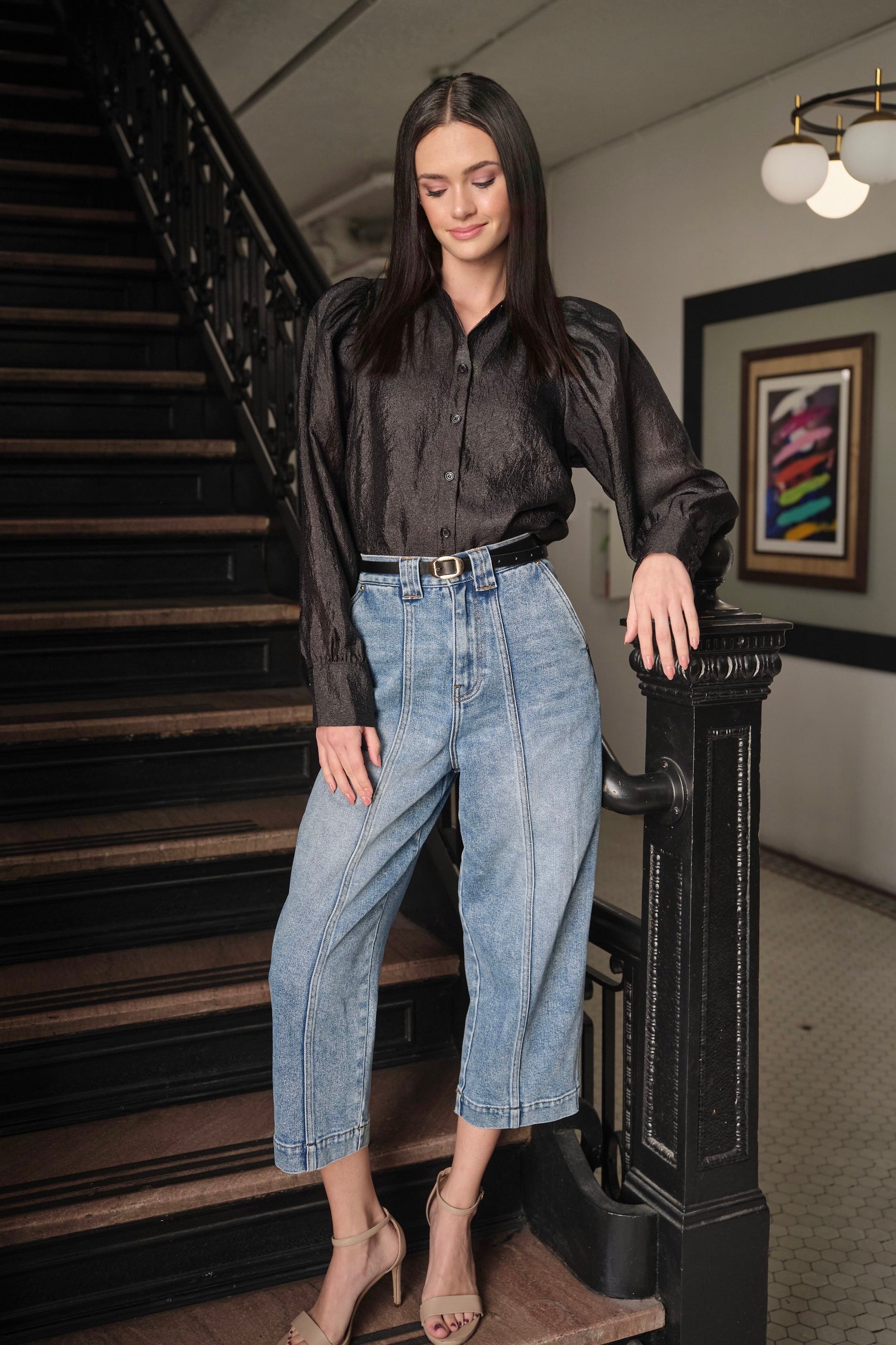 Tailor Cropped High-Rise Mom Jeans - alldeserved.com