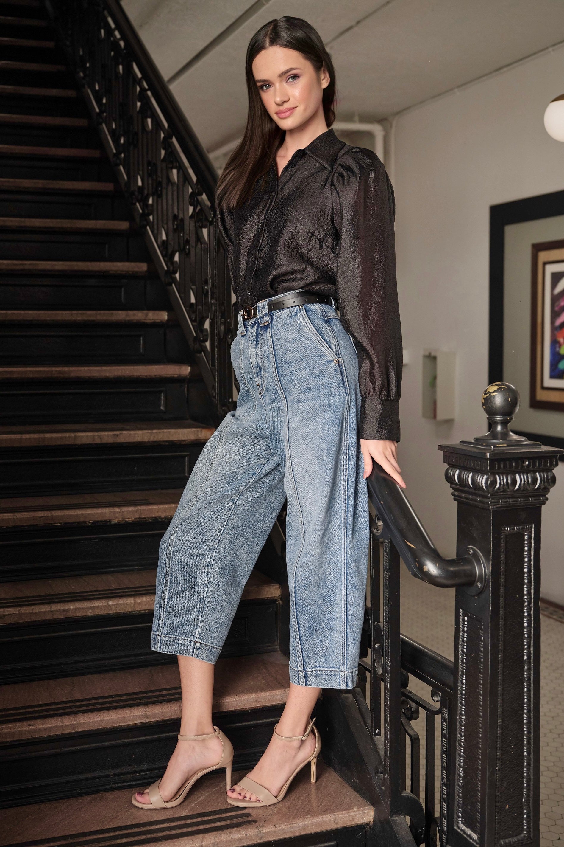 Tailor Cropped High-Rise Mom Jeans - alldeserved.com