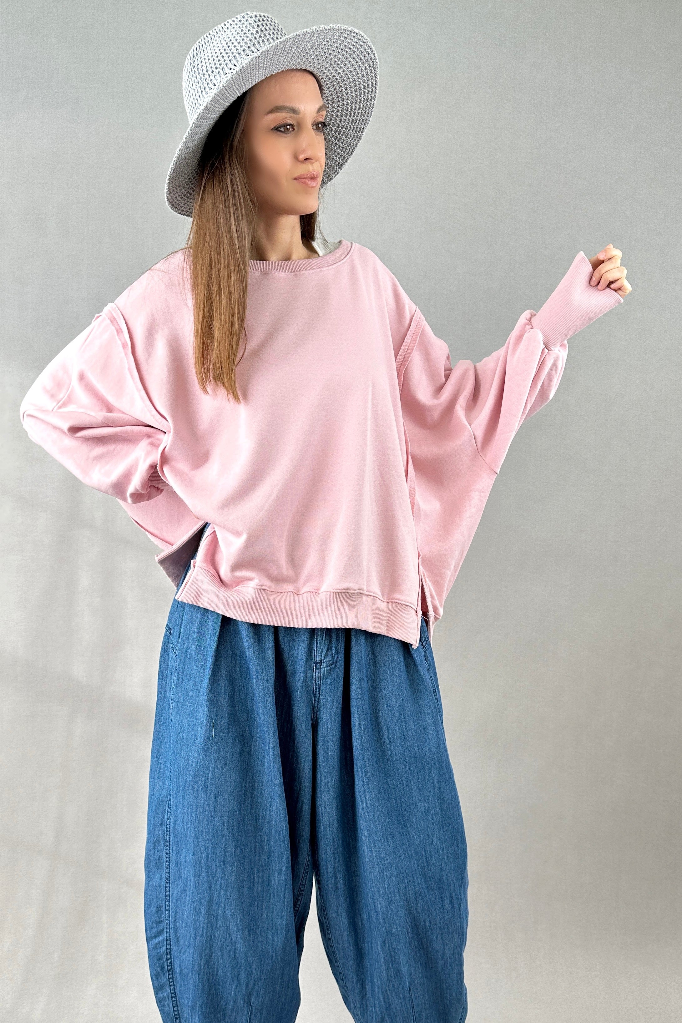 The Camden Sweatshirt - alldeserved.com