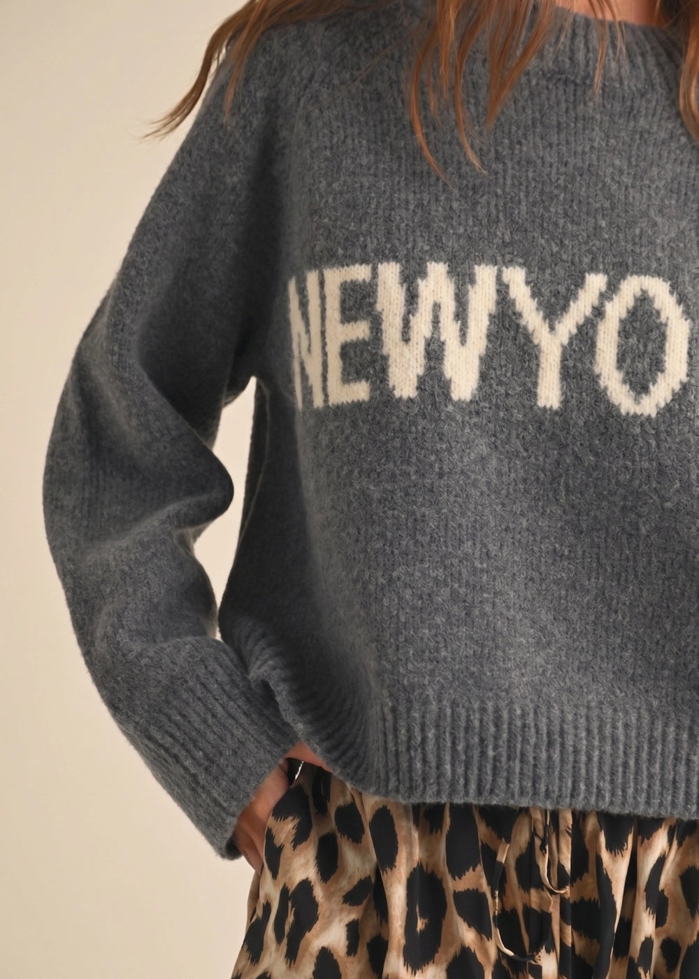 New York Graphic Sweater - Gray