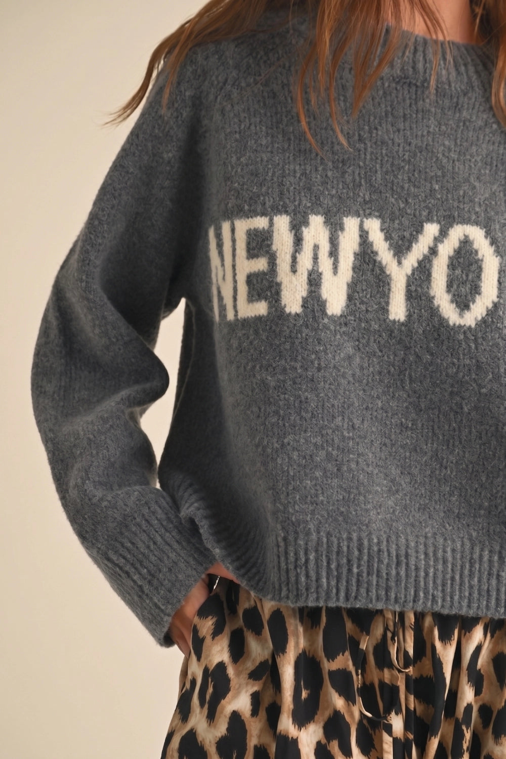 New York Graphic Sweater - Gray