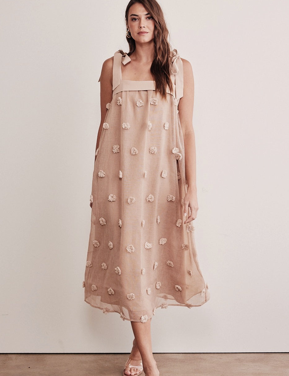 Arianna 3D Dot Midi Dress - alldeserved.com