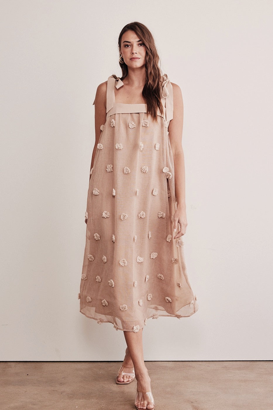Arianna 3D Dot Midi Dress - alldeserved.com