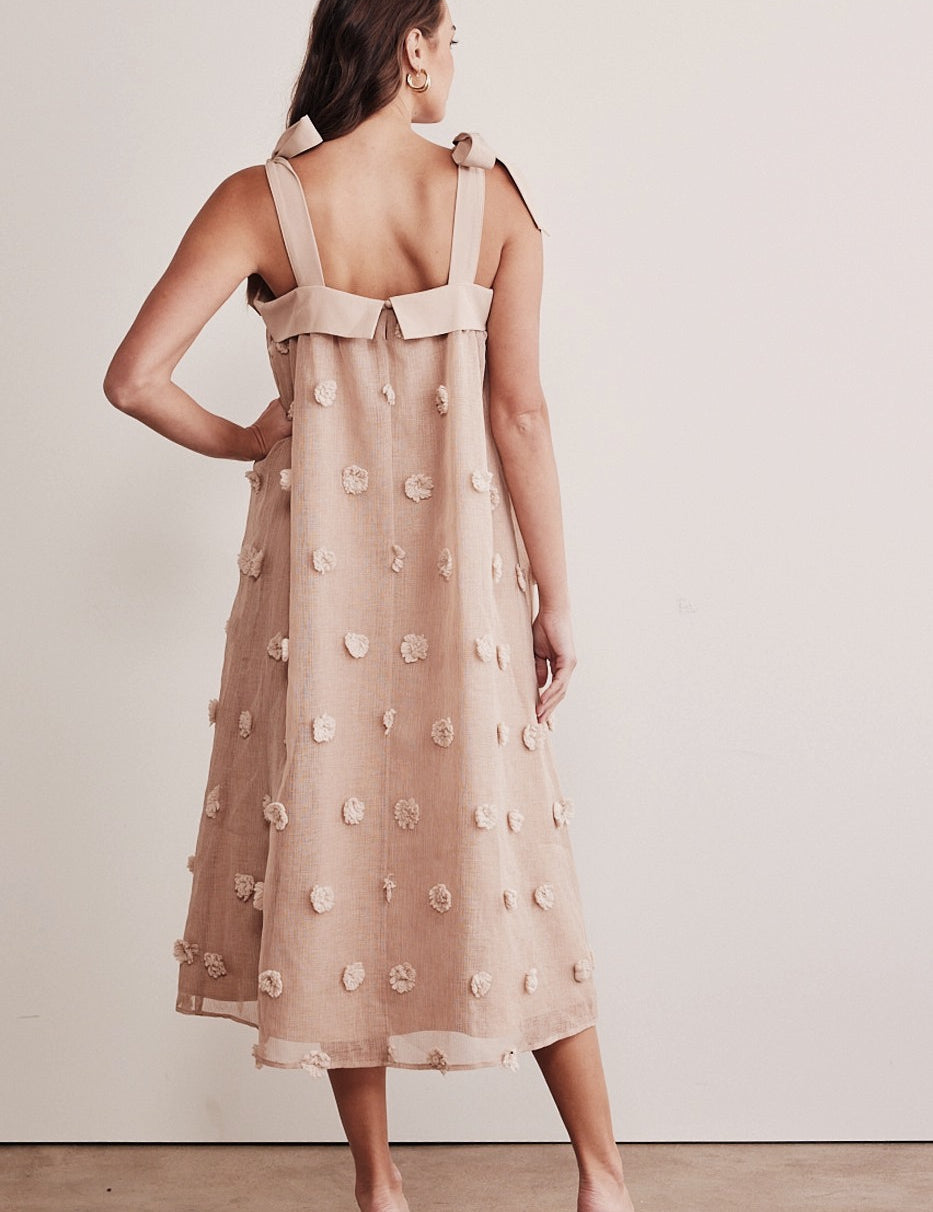 Arianna 3D Dot Midi Dress - alldeserved.com