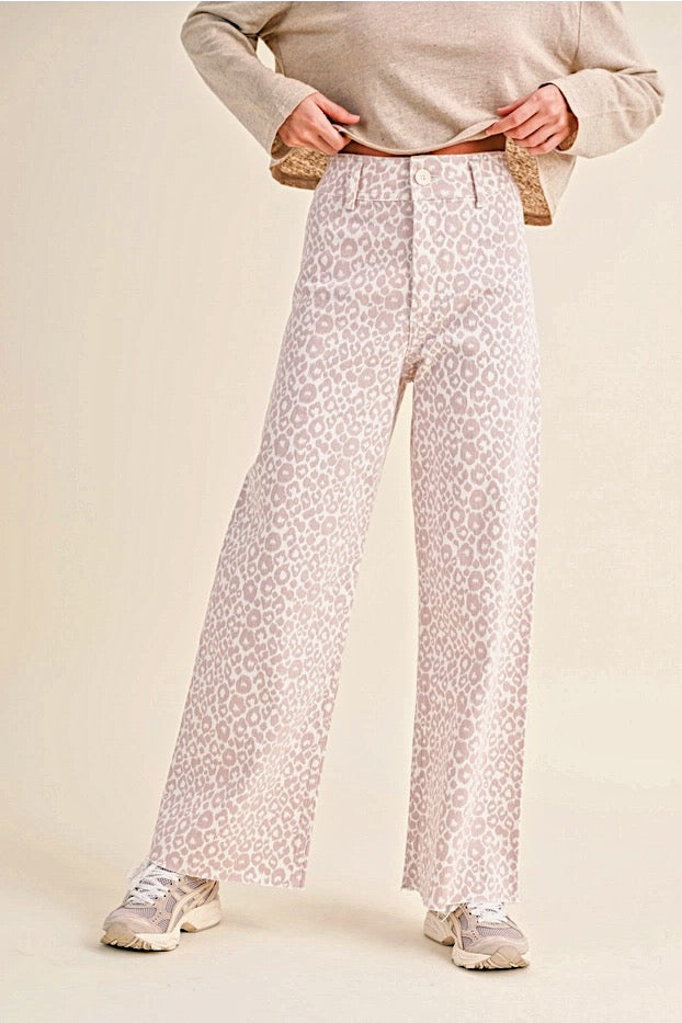 Leopard Print Wide Leg Denim Pants - alldeserved.com