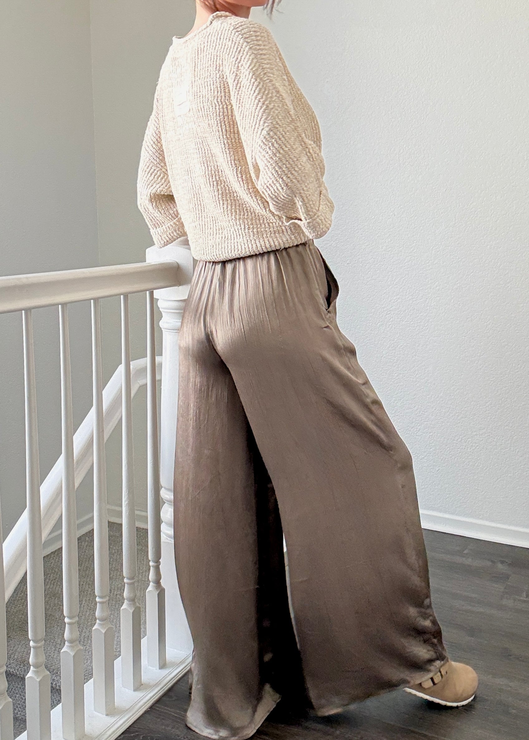 Luna Satin Wide Leg Pants - Olive