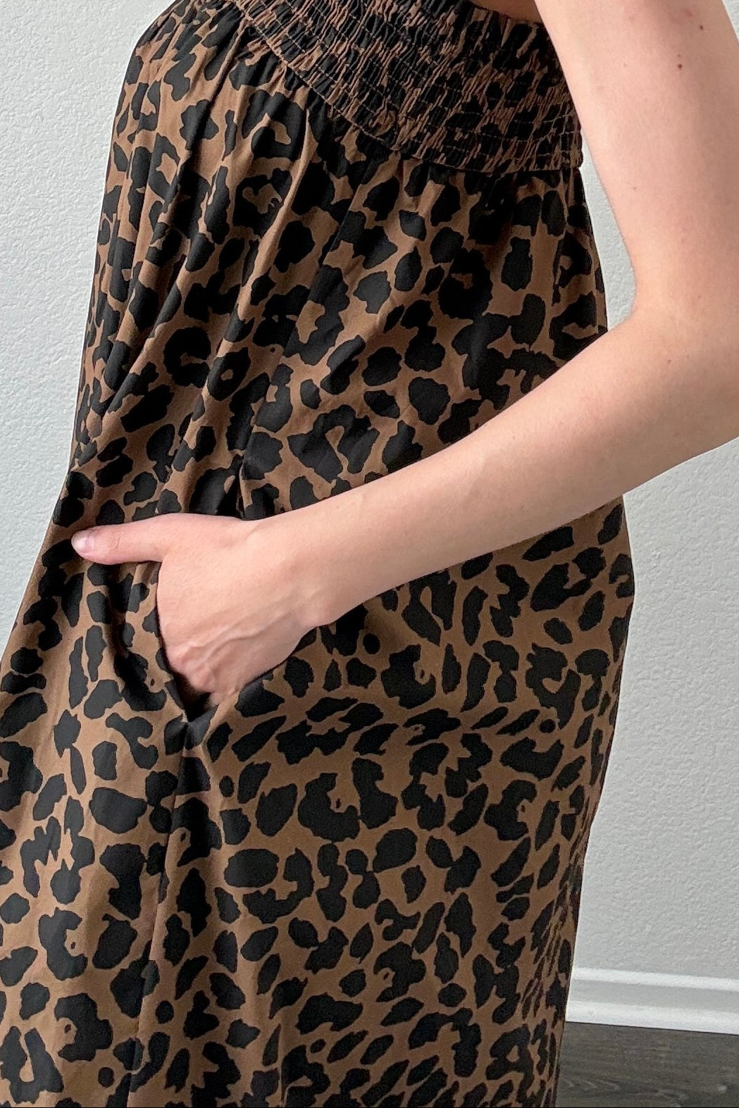 Marty Leopard Relaxed Maxi Dress detail view with side pocket