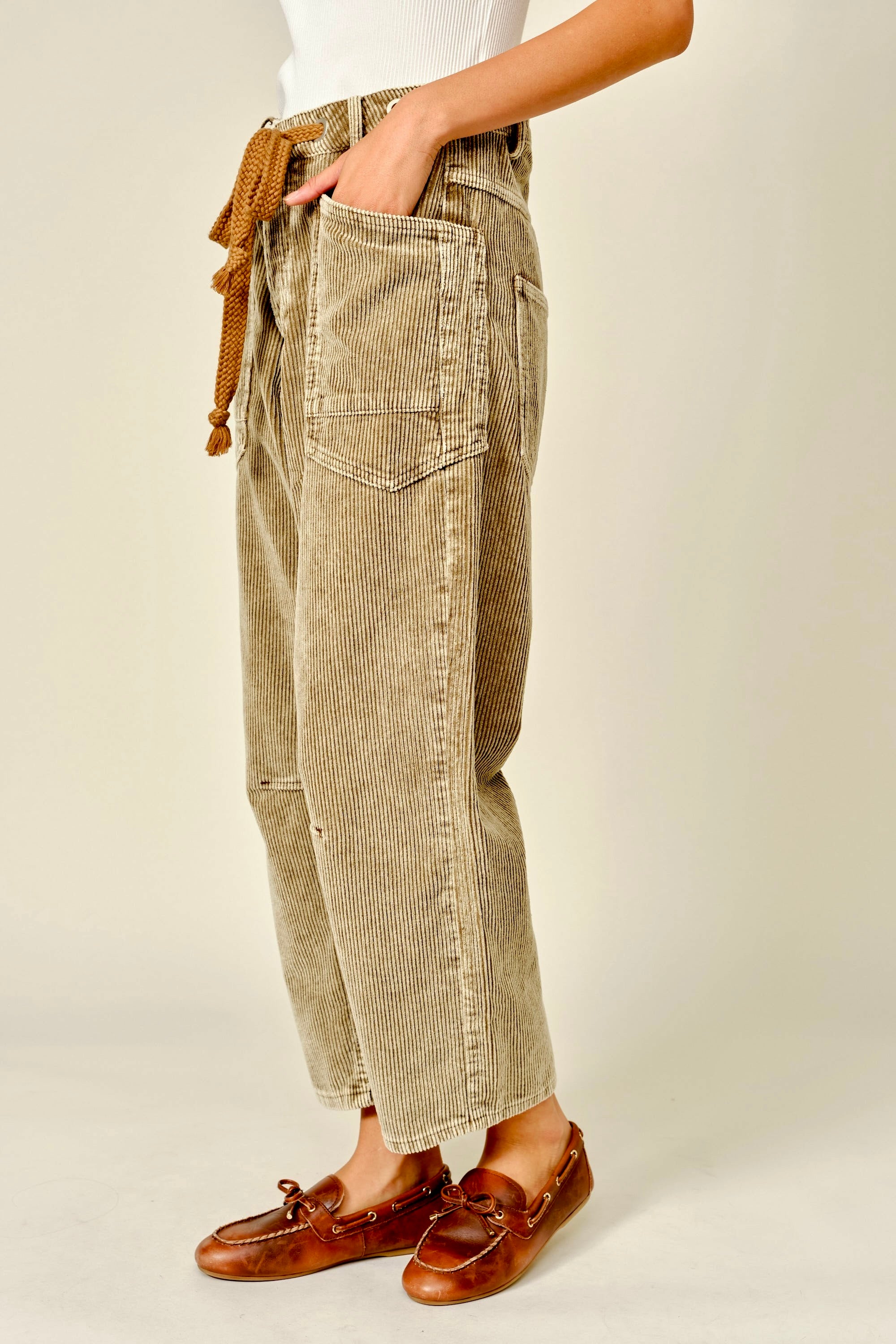view of Moxie Barrel Eyelet Jeans in corduroy camel, showing the soft corduroy texture, cropped length, and slouchy relaxed fit.