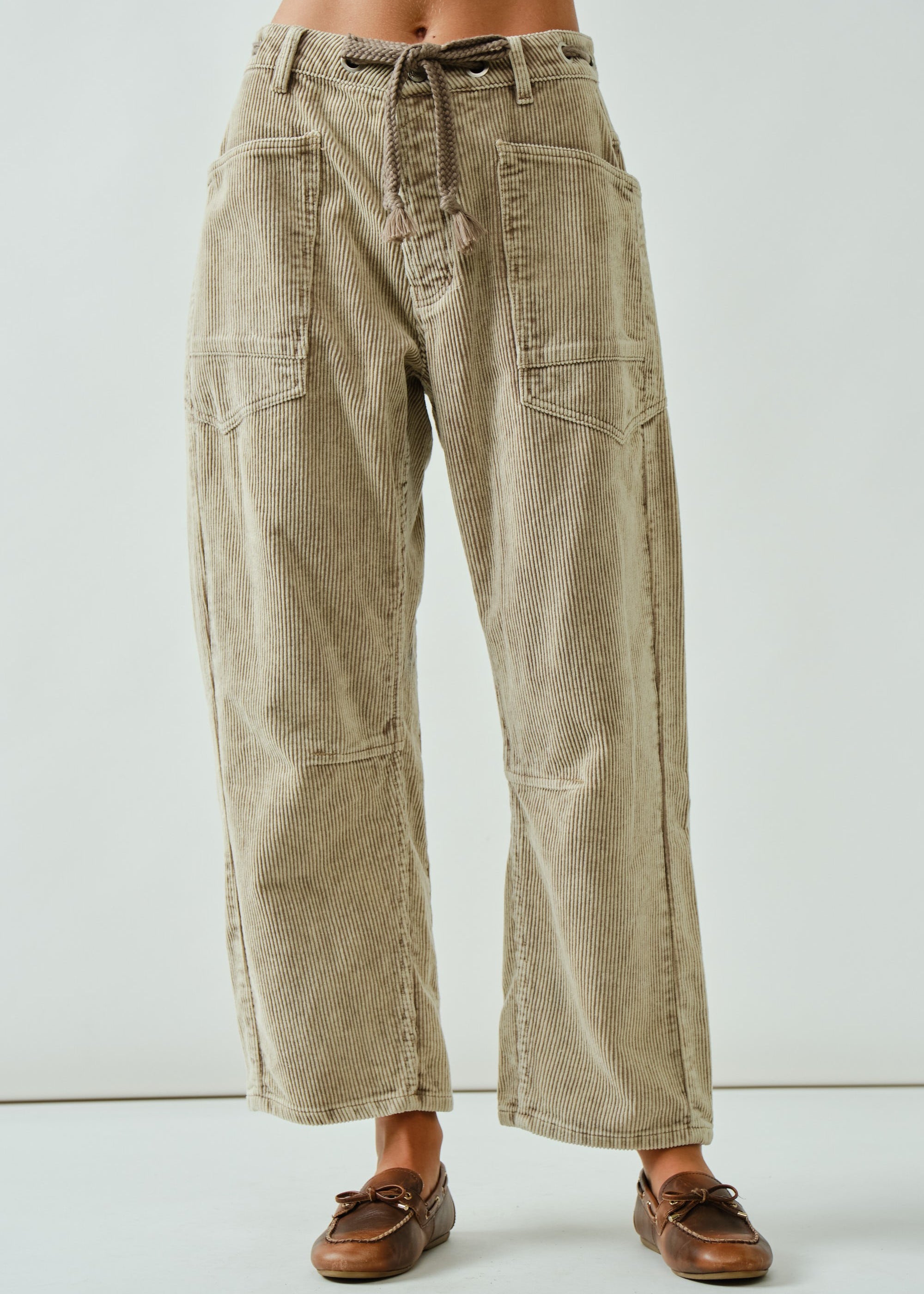 front view of Moxie Barrel Eyelet Jeans in corduroy dove — soft corduroy texture and modern relaxed silhouette.