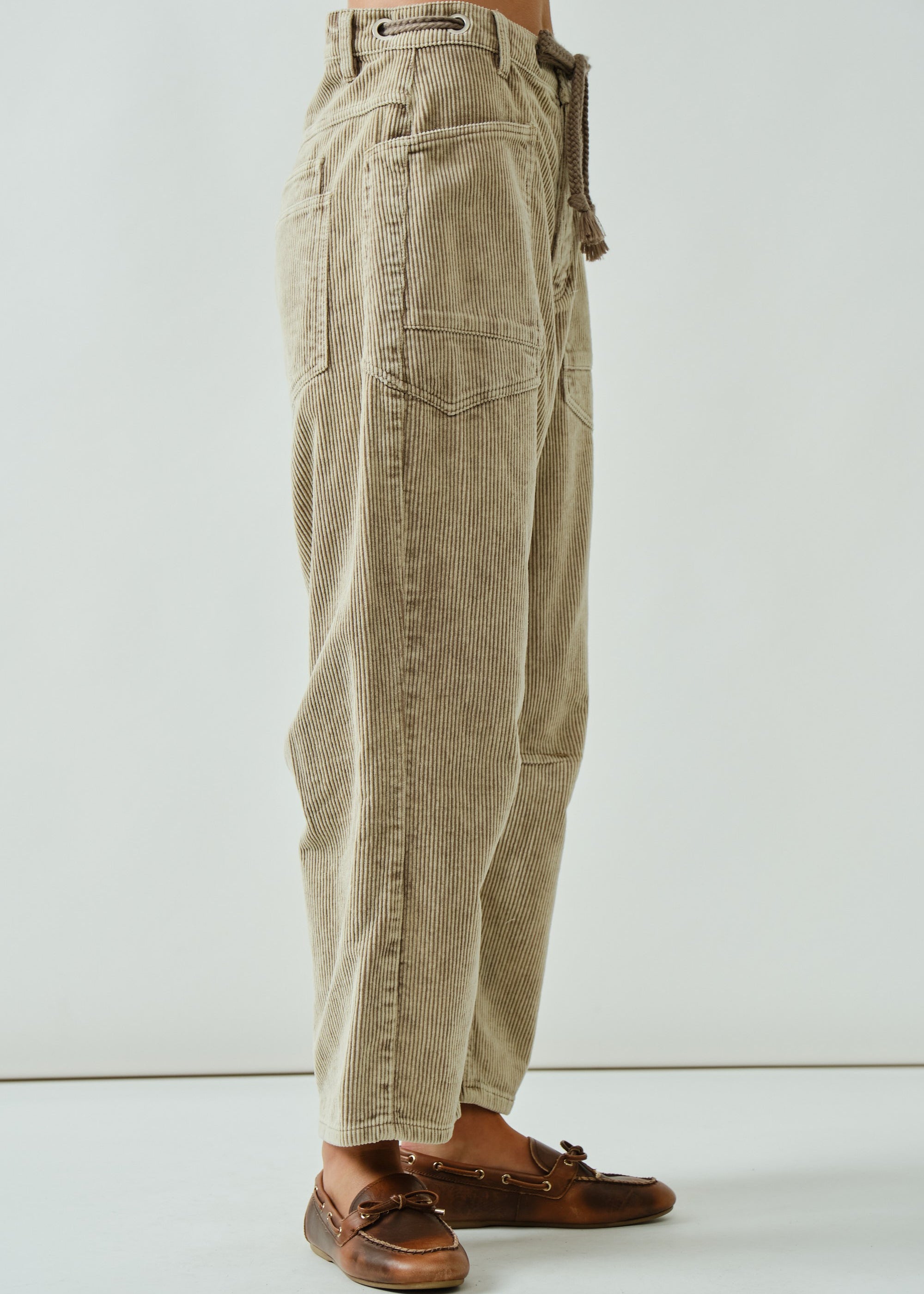 Side view of Moxie Barrel Eyelet Jeans in corduroy dove — women’s cropped corduroy pants with slouchy barrel fit.