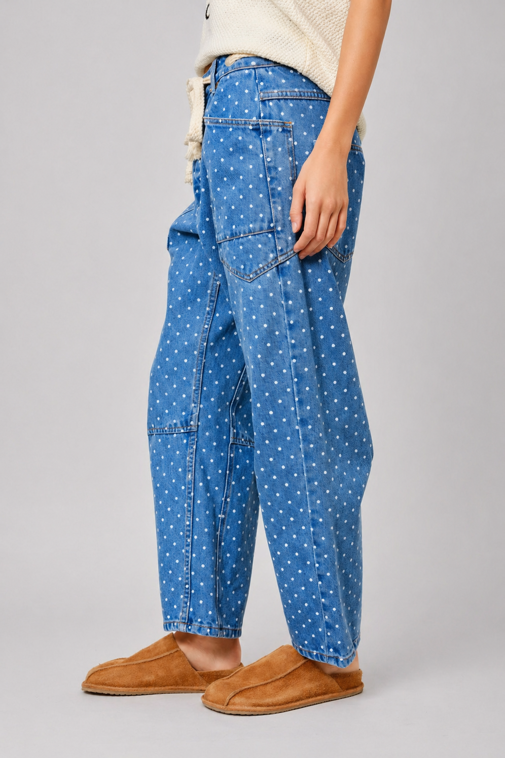Side view of Moxie Barrel Eyelet Jeans in polka dot denim