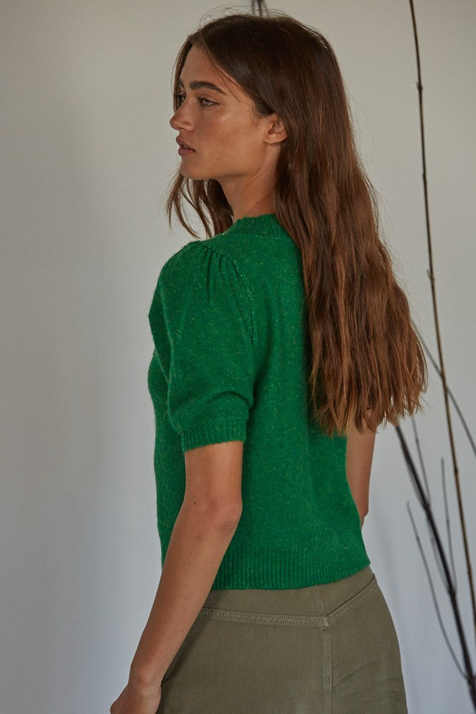 Side view of soft balloon sleeve short sleeve sweater in kelly green