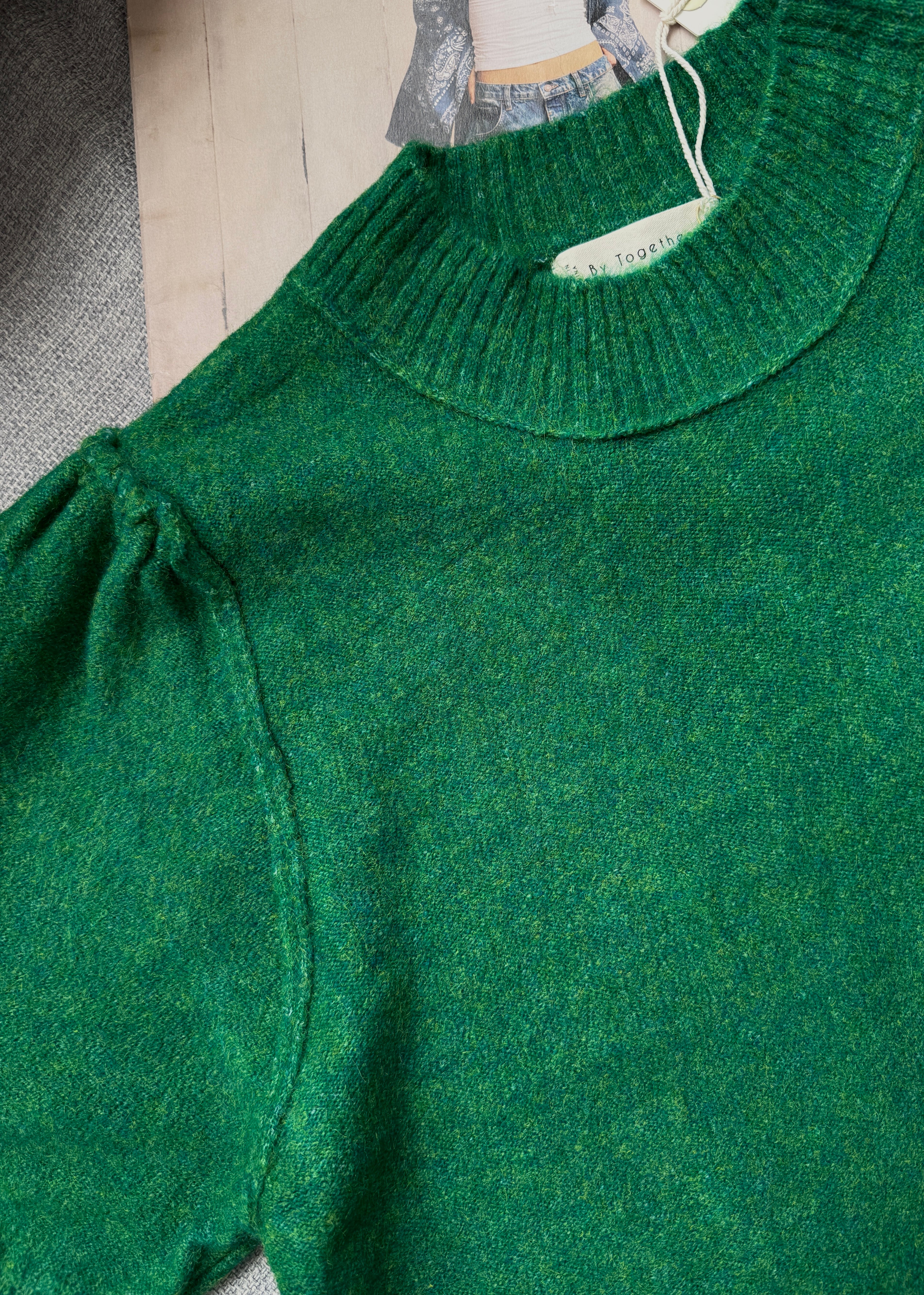 Balloon sleeve detail on soft short sleeve sweater in kelly green
